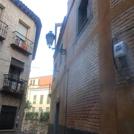 Casa Galeria De Aljibes * Toledo